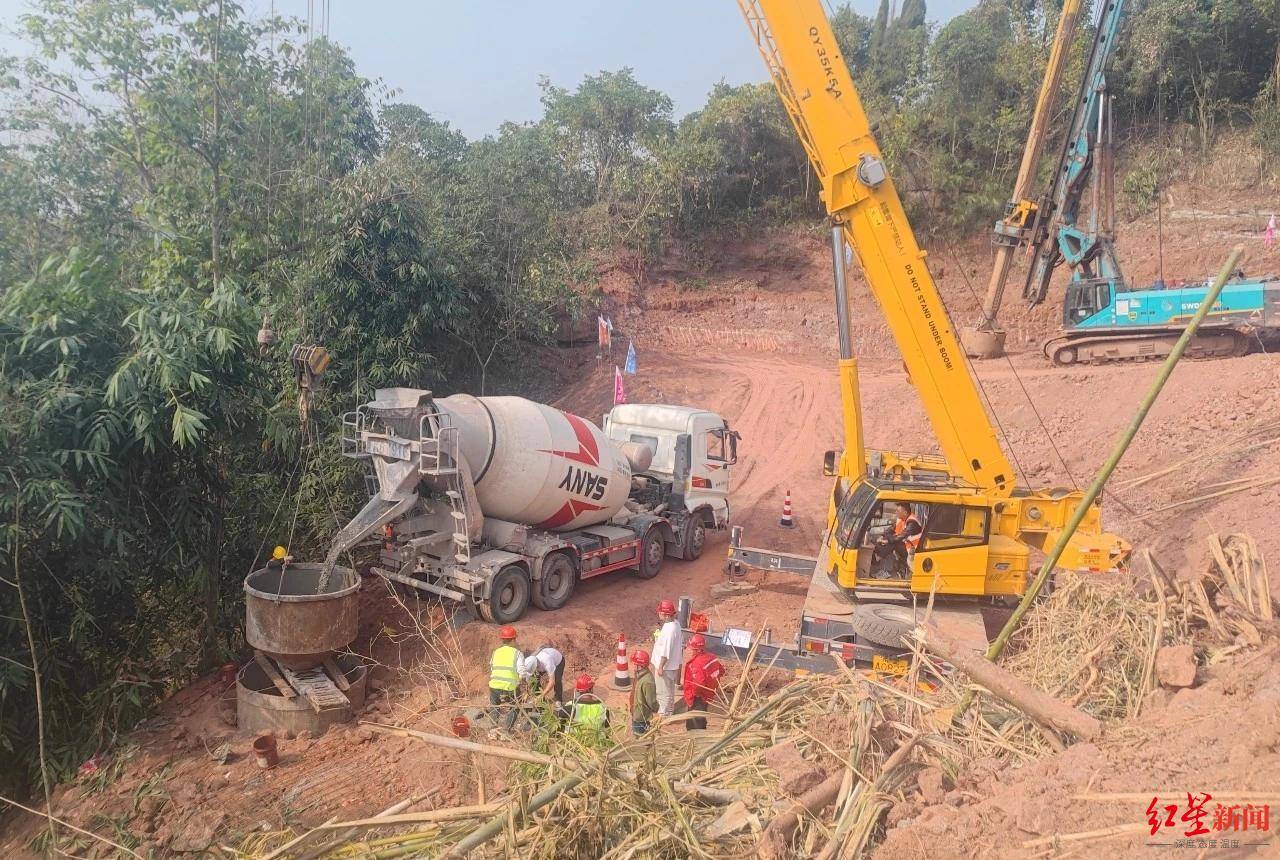 成渝高速扩容项目最新进展:先期开工点主体工程全面施工拉开序幕_高速