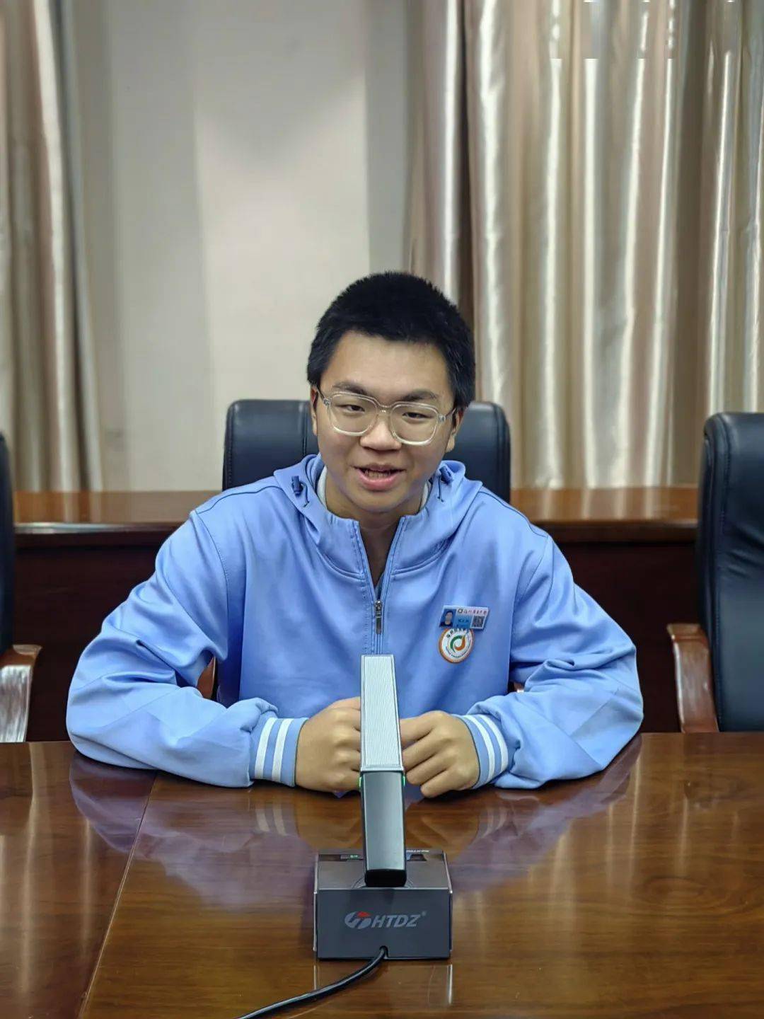 主题教育61调查研究 | 福州屏东中学开展11月份"校领导接待日"活动