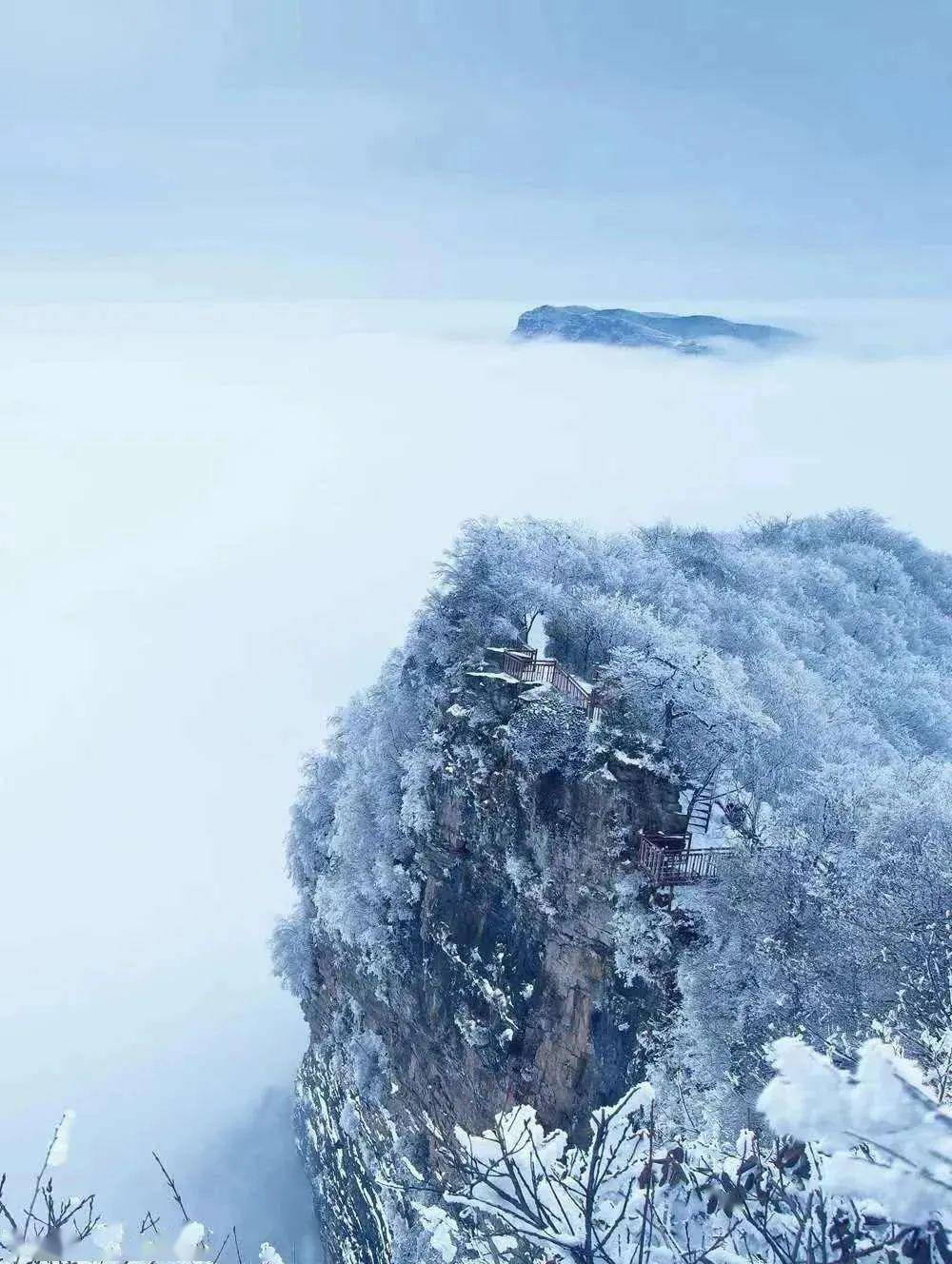 坐标:四川省巴中市南江县光雾山镇光雾山景区门票:光雾山80元/人,观光