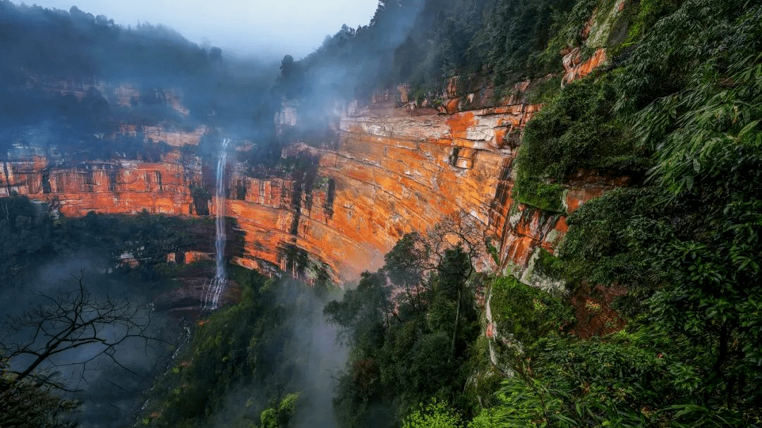 赤水燕子岩景区介绍图片