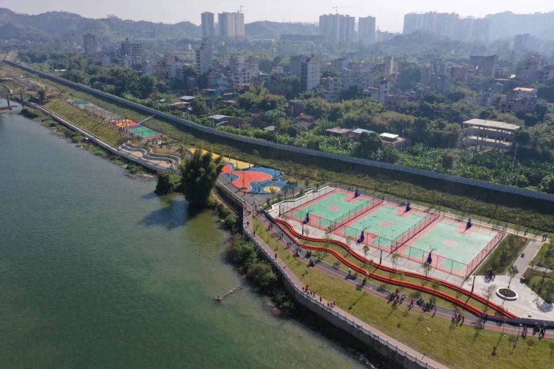 藤县河堤路环境整治提升工程顺利完工_建设_施工_公园