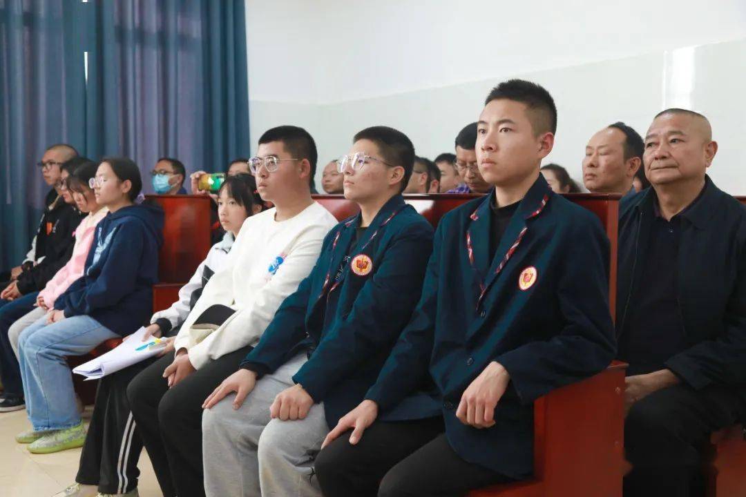 【普法强基】青少年模拟法庭走进祥云四中_法治_教育_进校园