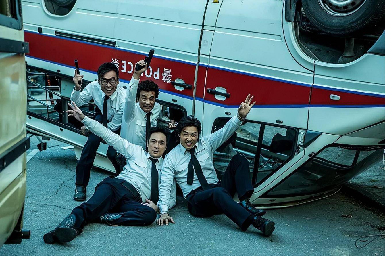 阿发由吴镇宇出演,阿宝由任达华出演,谭耀文出演阿杜,郑浩南则出演