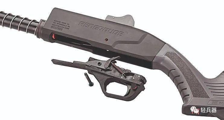 萨维奇半自动导气式霰弹枪,看起来相当炸裂