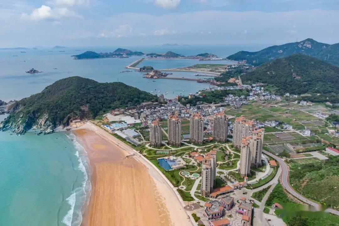 松原,达州市民免费游活动期间景区门票原价50元/人东崖绝壁景区(观光