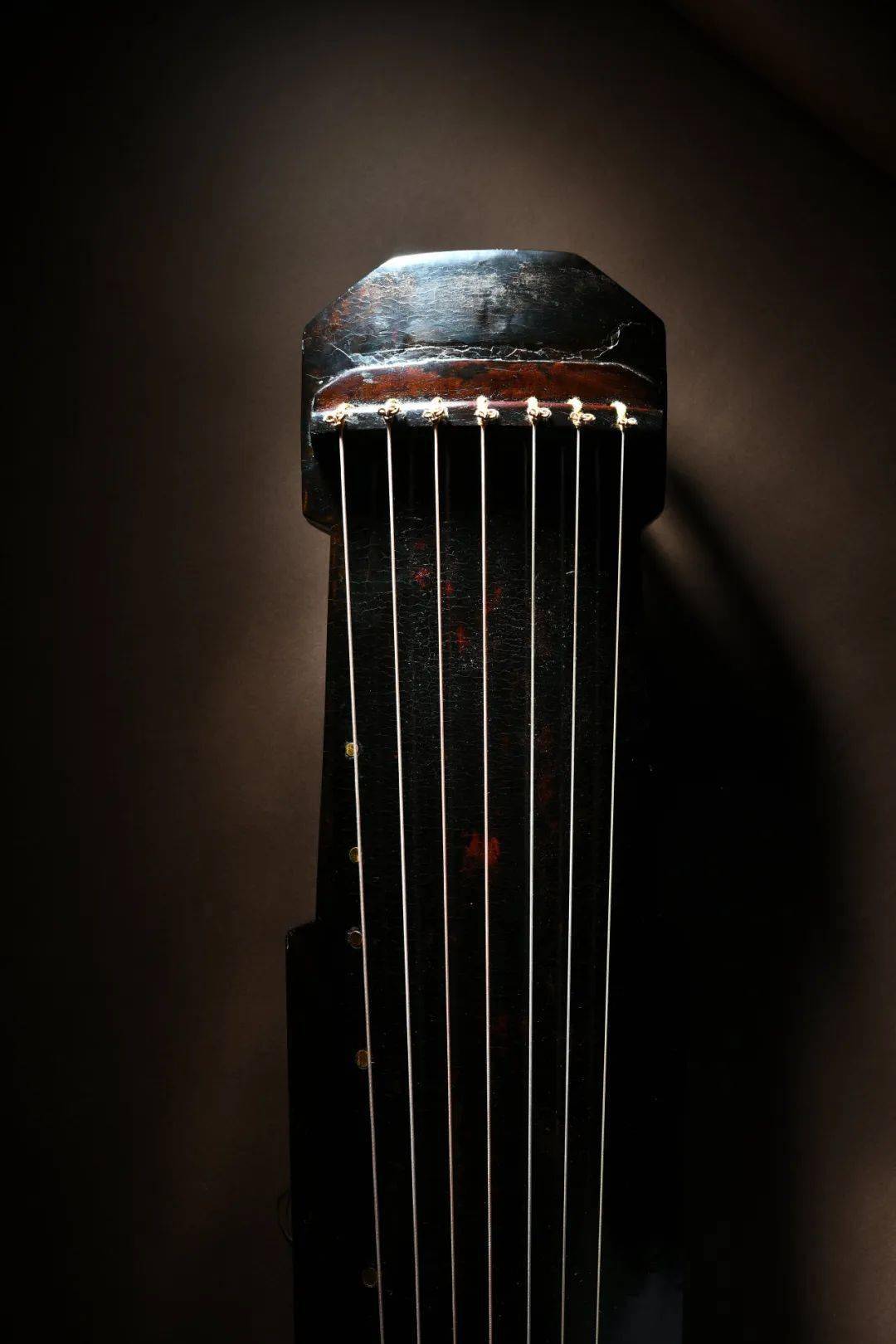 lot877 局部三, 潞王琴之标准器与鉴别补证《刍议》一文中,曾援引沈