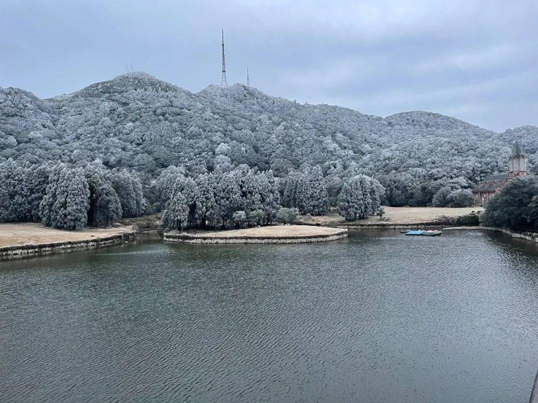 過冬,總有一件必做的事……_貓兒山_霧凇_桂林