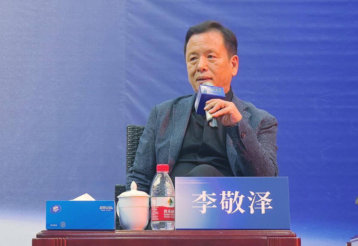 "中国文艺名家看东莞"之"城里的阳光——李敬泽对话东莞打工文学作家"