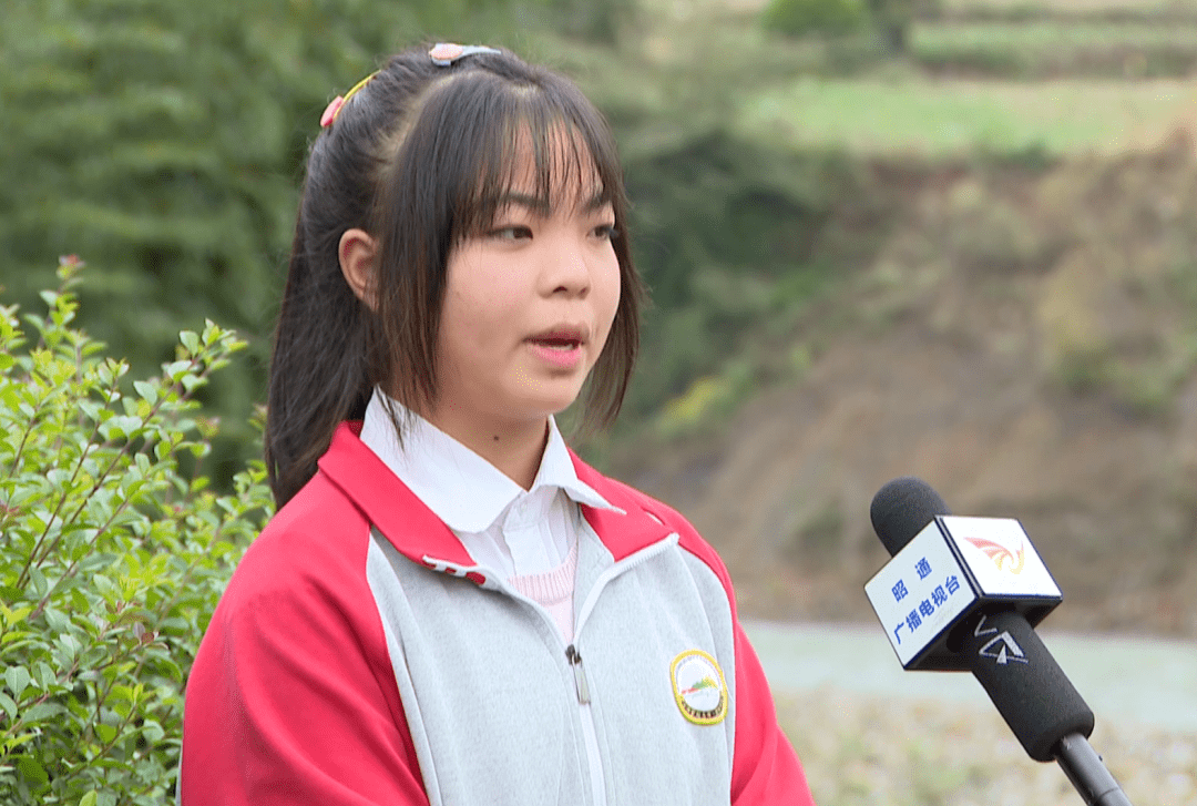 镇雄县大湾镇学生 林龙群保护赤水河,是我们每个人的责任,也是一种