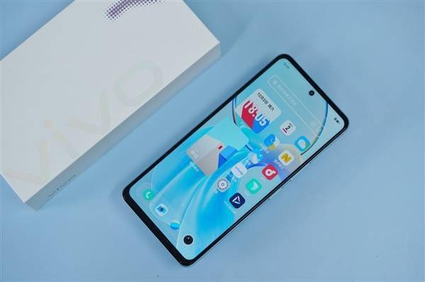 512GB手机仅售1599元！vivo Y100i图赏(图3)