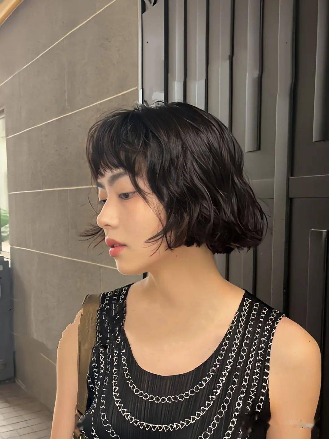 "短发烫"2023超流行,这么美,谁不爱?_发型_中国_形象