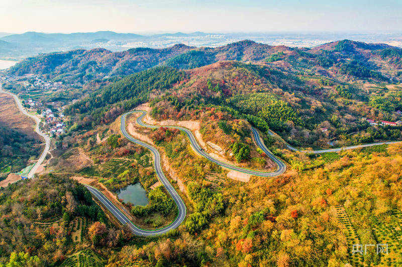 安徽廬江:山鄉公路風光美_湯池鎮_李紅兵_初顯