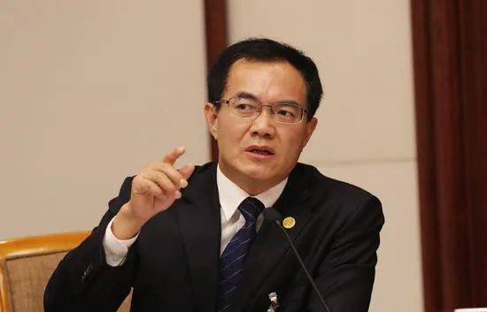 邓真晓仕途最重要的一站是任职全国人口第一大县——临泉县委书记