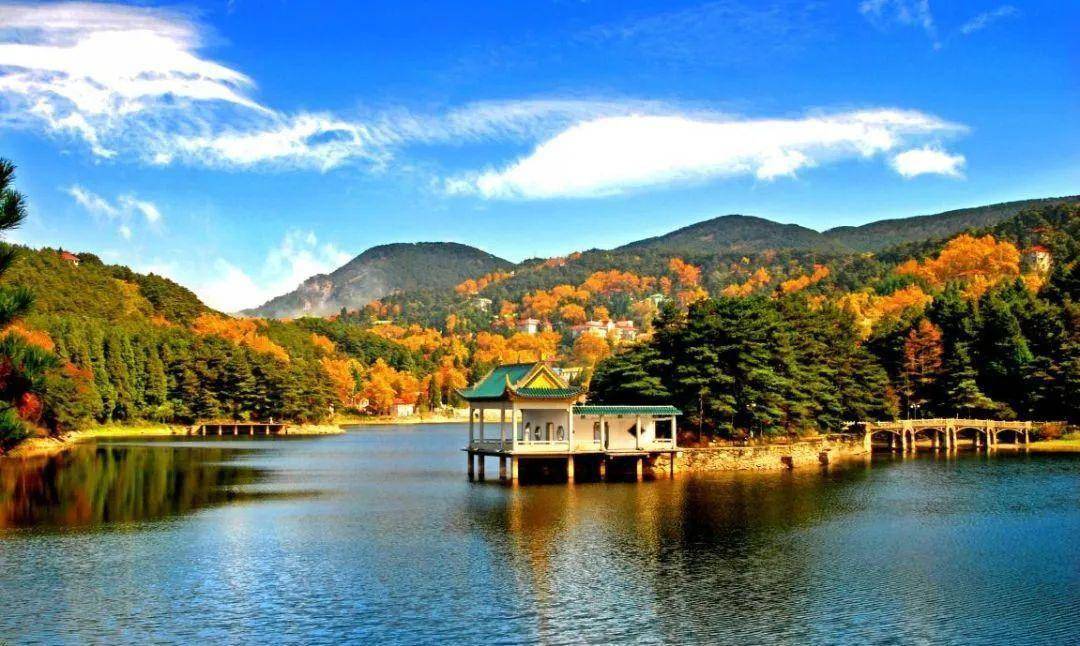 庐山市,江西省首批"风景独好"旅游名县_天池_故事_画卷