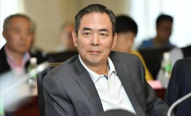 刘国梁无缘乒羽中心主任!与蔡振华关系不和?