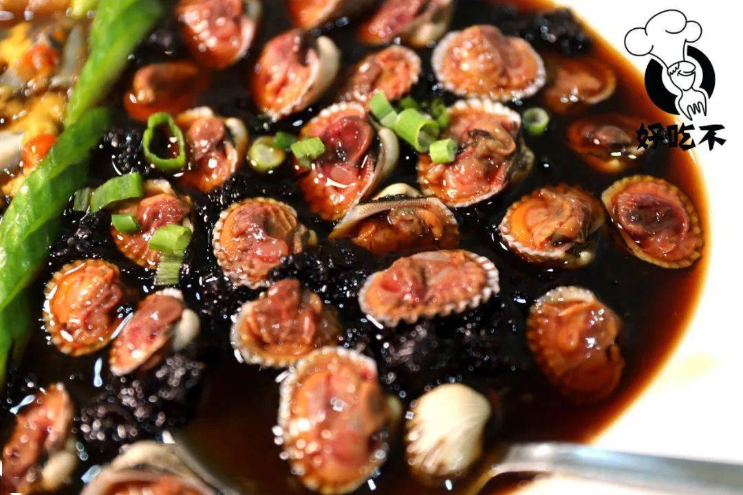 88/磅,周四满膏膏蟹35/磅,周五游水虾28/磅,周六野生鳗鱼18.