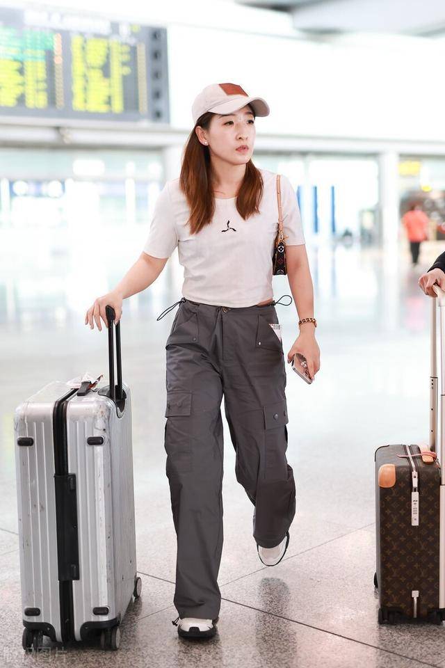 恭喜!国乒女子刘诗雯升官了,摇身一变成领导,继续为国乒效力