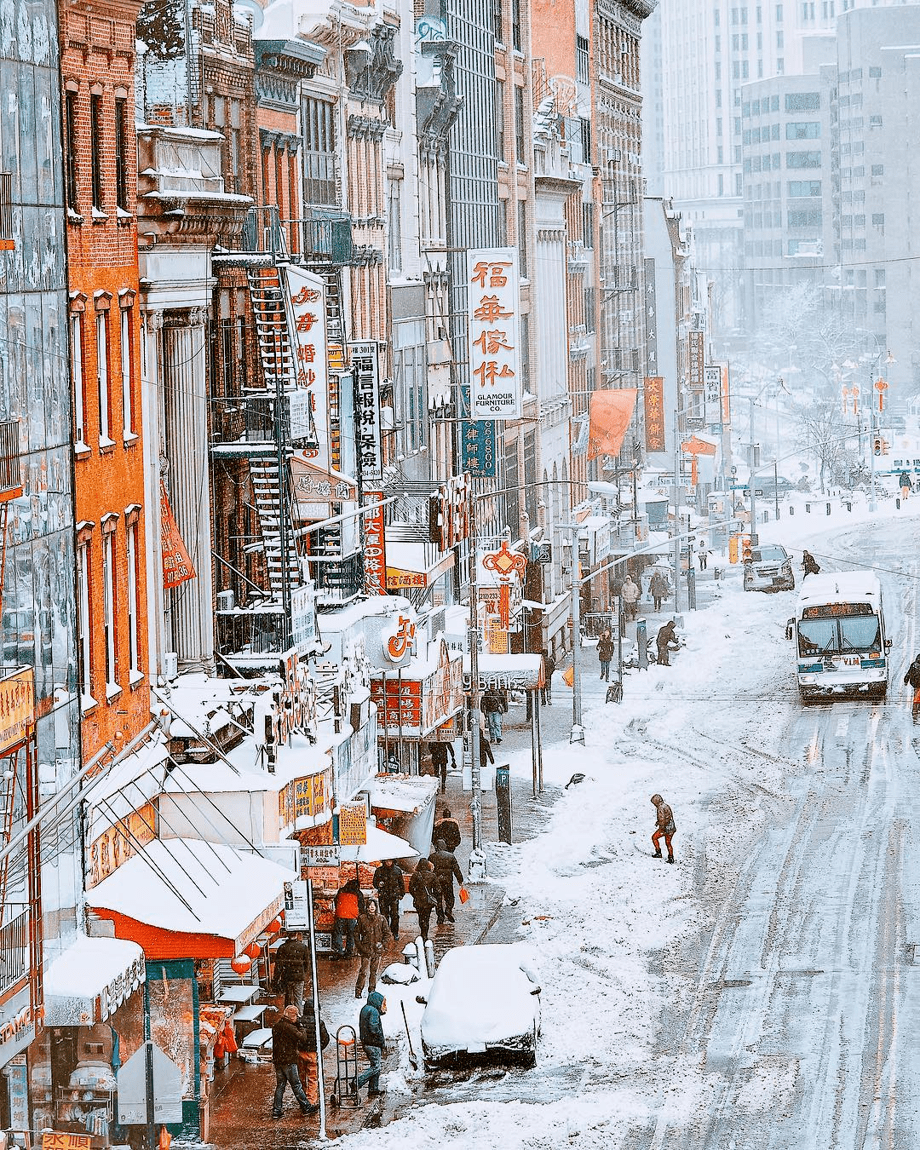 城市雪花飘飘图片图片