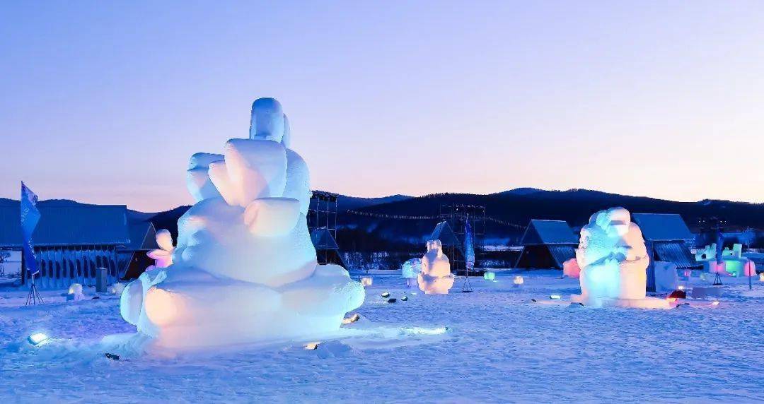 即举办 1 场冰雪节活动开幕式,打造 9 大空间主题场景,开