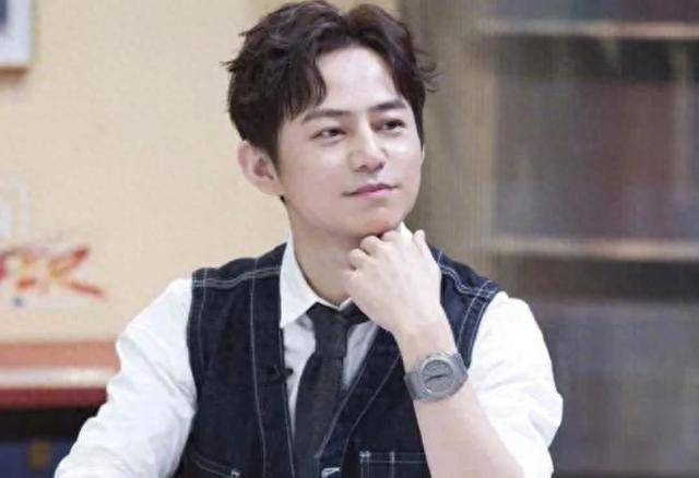 何炅,中国内地男主持人,演员,歌手,导演,配音,监制._表演_观众_才华