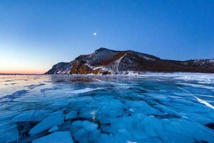 探索西伯利亚的蓝眼睛|奥利洪岛深度环游,探冰洞寻蓝冰,冰上气垫船初