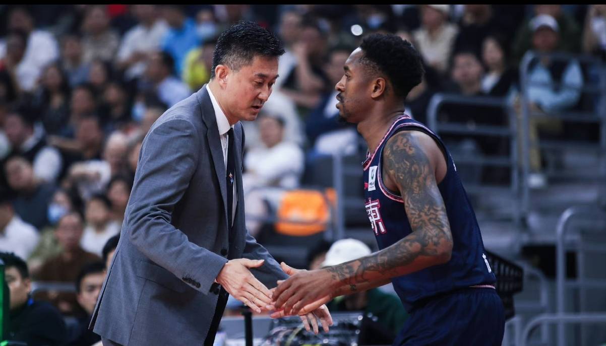 威姆斯首秀!周琦缺席!广东男篮三大优势冲十连胜!_比赛_杜锋_新疆队