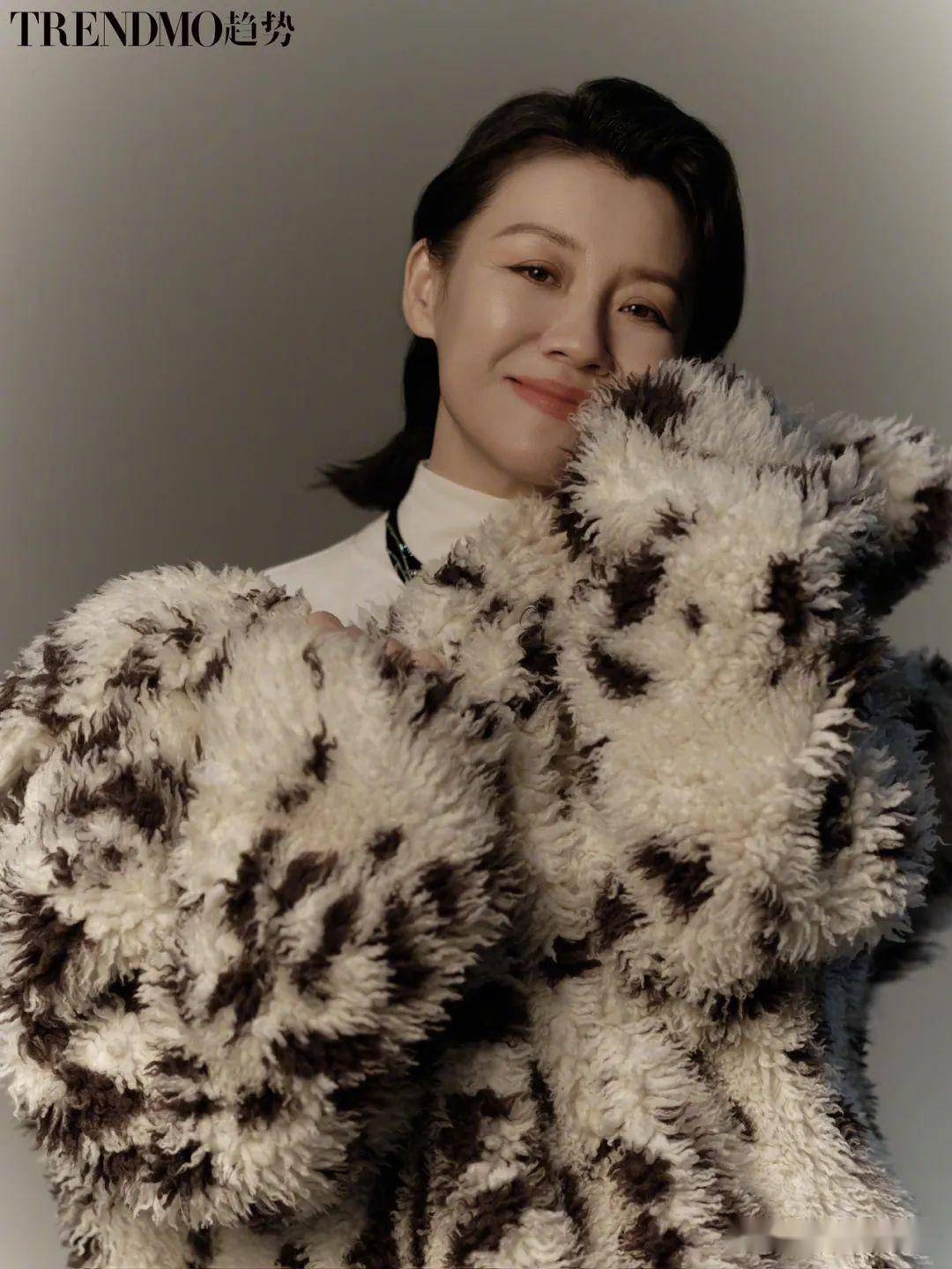 "大娘子"刘琳《趋势》杂志封面大片,展现温润婉约迷人之美_性格_春色