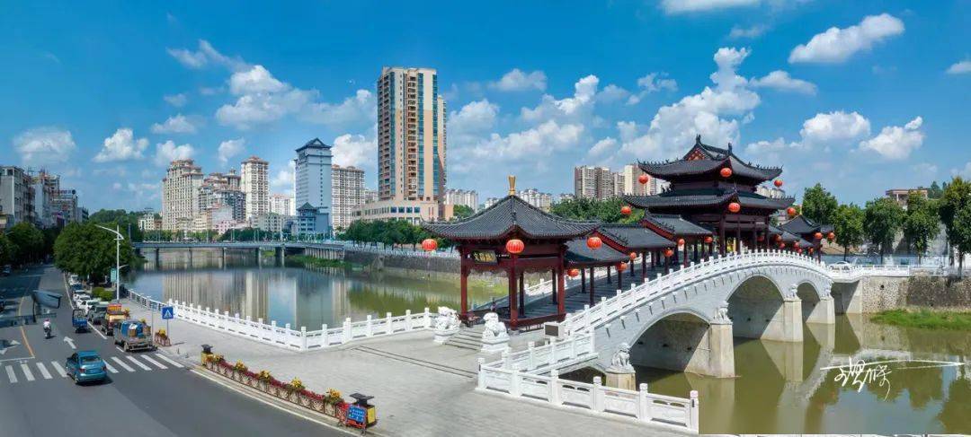 新兴—— 小县城,大魅力!_小城_历史_文化