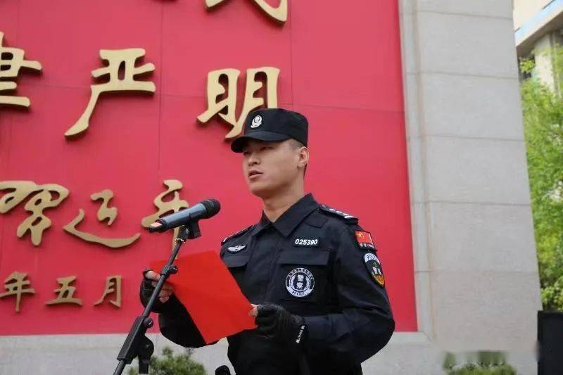 特警全套警服图片