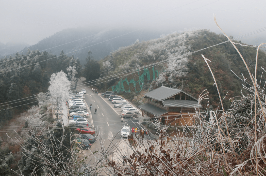 桂林第一批去看雪的人…_雾凇_资源县_雪景