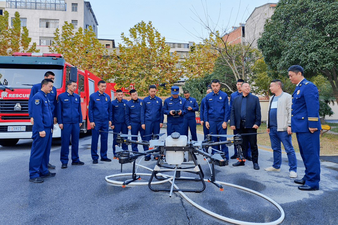 郧西消防革新器材装备 提升灭火救援效能_火灾_新能源_汽车