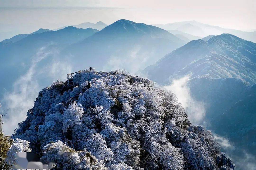 桂林猫儿山雾凇图片