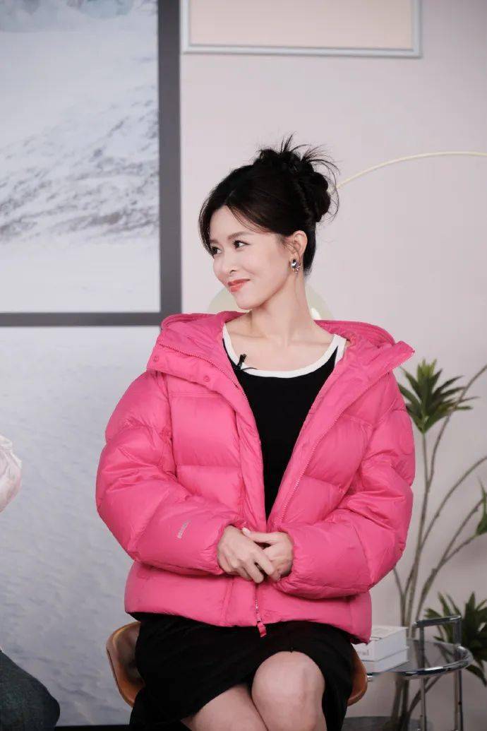 colourfulday@文咏珊工作室04关晓彤fashion in winter没想到西红柿炒