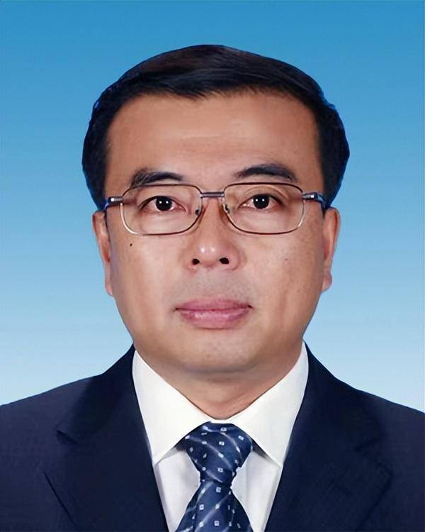 中央候补委员的他,兼任市委书记_杨斌_调控_李东旭