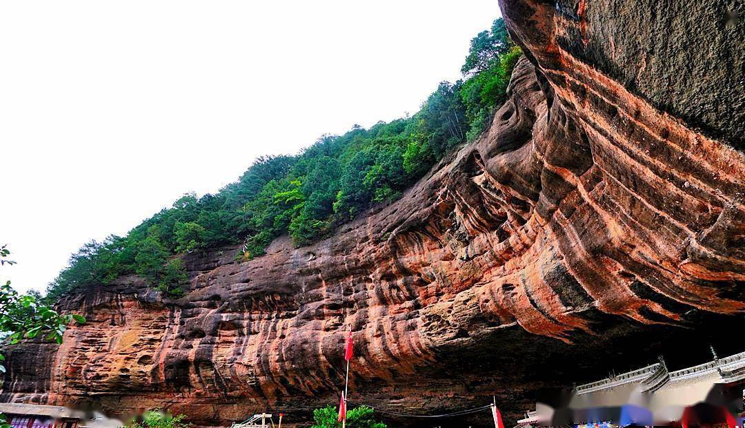 《甘肅天水行》悠然漫步仙人崖風景區_寺廟_崖壁_峰頂