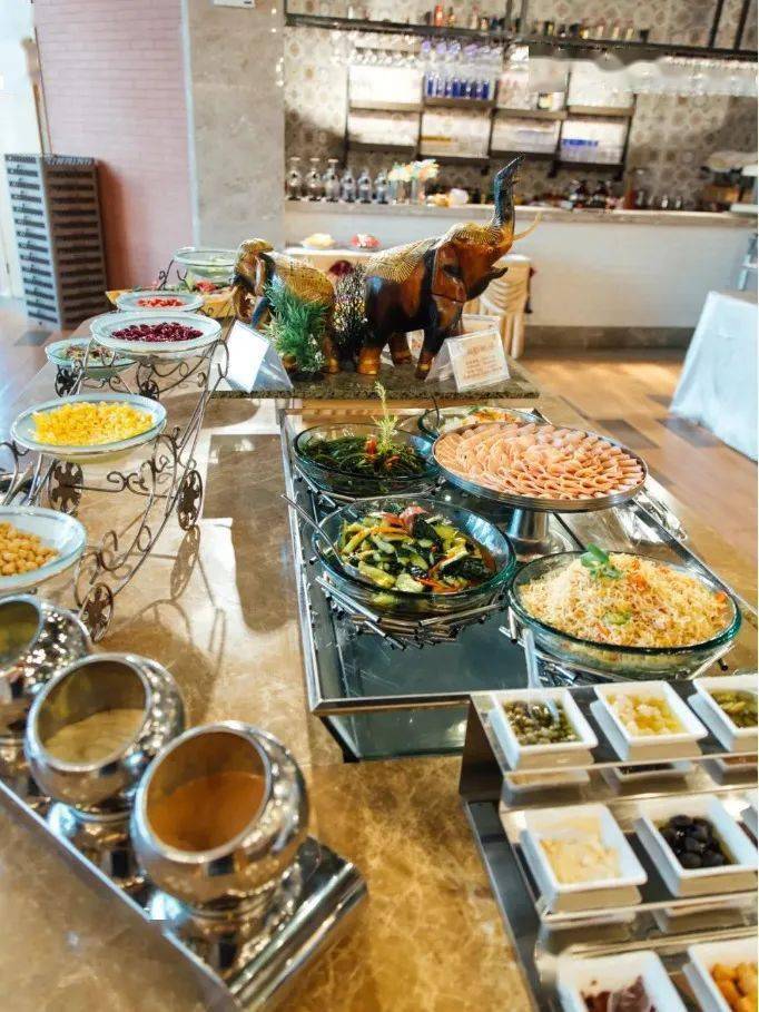 纯玩2天江门五星逸豪酒店,豪叹叹海鲜自助晚 美味黄鳝饭!食足4餐啦!