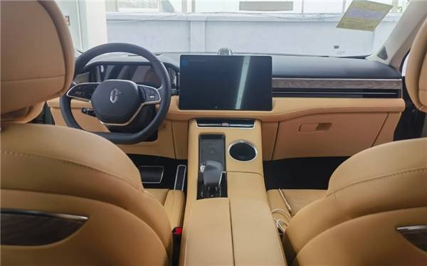 简约高级,很爱赛力斯问界m5的内饰_搜狐汽车_搜狐网