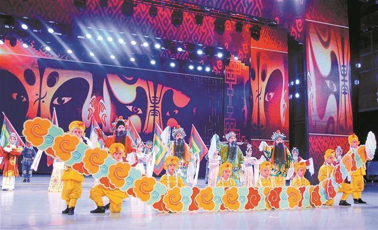 深圳市宝安区宝城小学:一颗初心守教育本真 三个坚持育满园春色_课堂