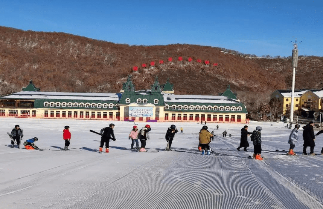 這個冬天,一起點亮滑雪場_項目_休閒_雪地摩托