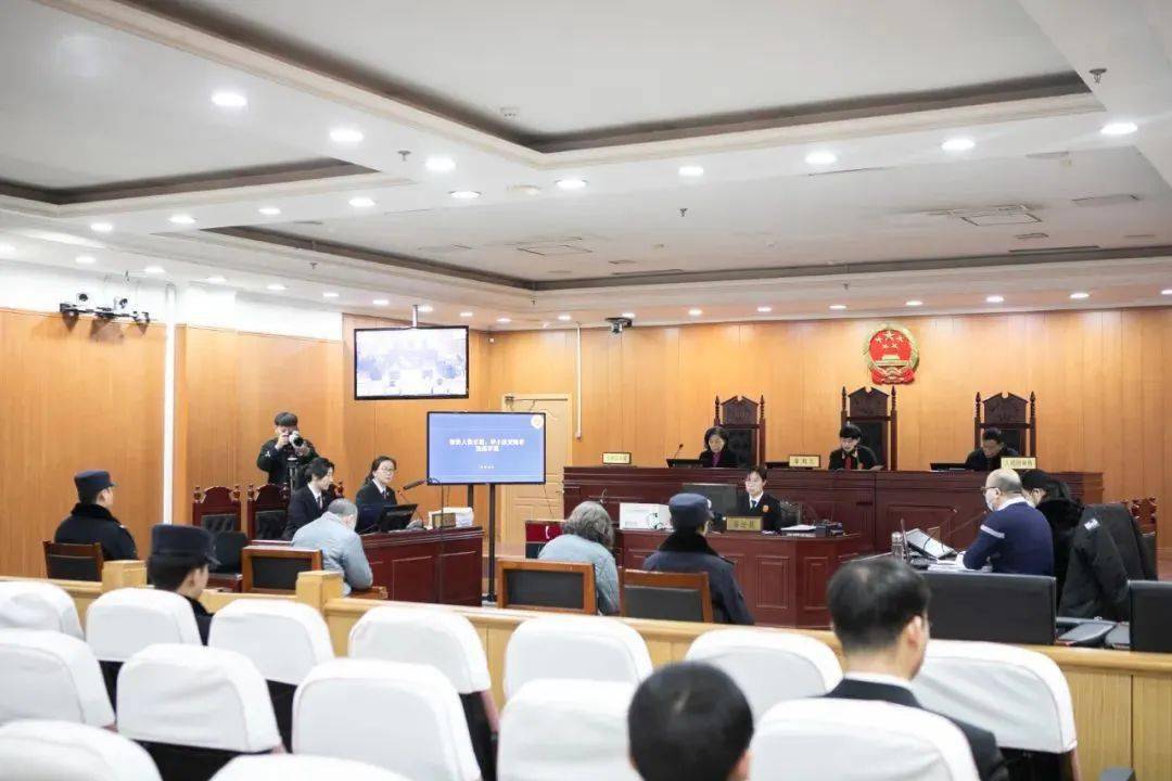 房山一原副镇长,一校长出庭受审!_张立敏_李小波_警示