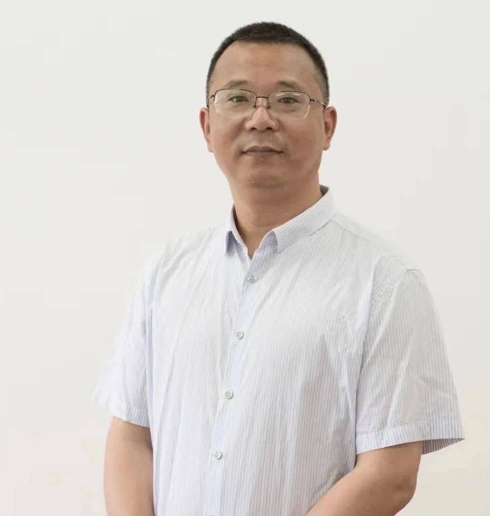 张平原四川省广元市利州区范家小学校长于海龙北京市怀柔区九渡河小学