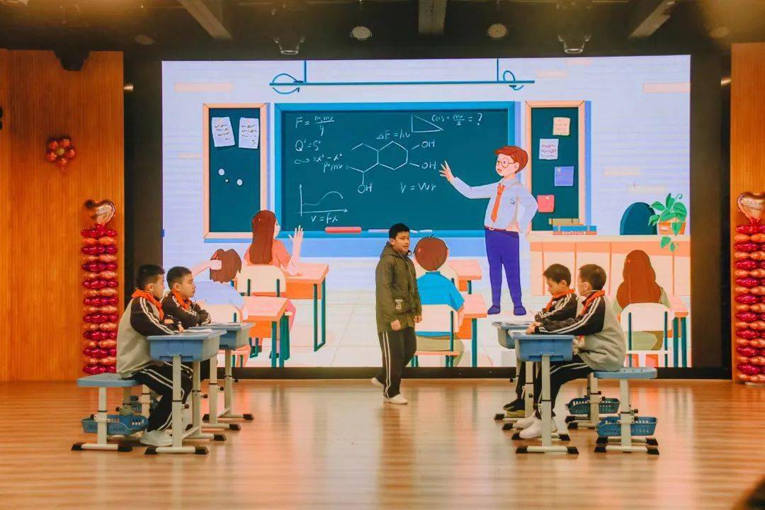 吴悠,谢子康,陈日晞,丁锦熙,詹云舒,林乐佳,林辰轩共同呈现的钢琴和