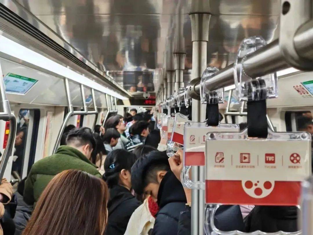 357.81万人次!郑州地铁线网日客运量连续三天,刷新记录!_市民_保障_客流